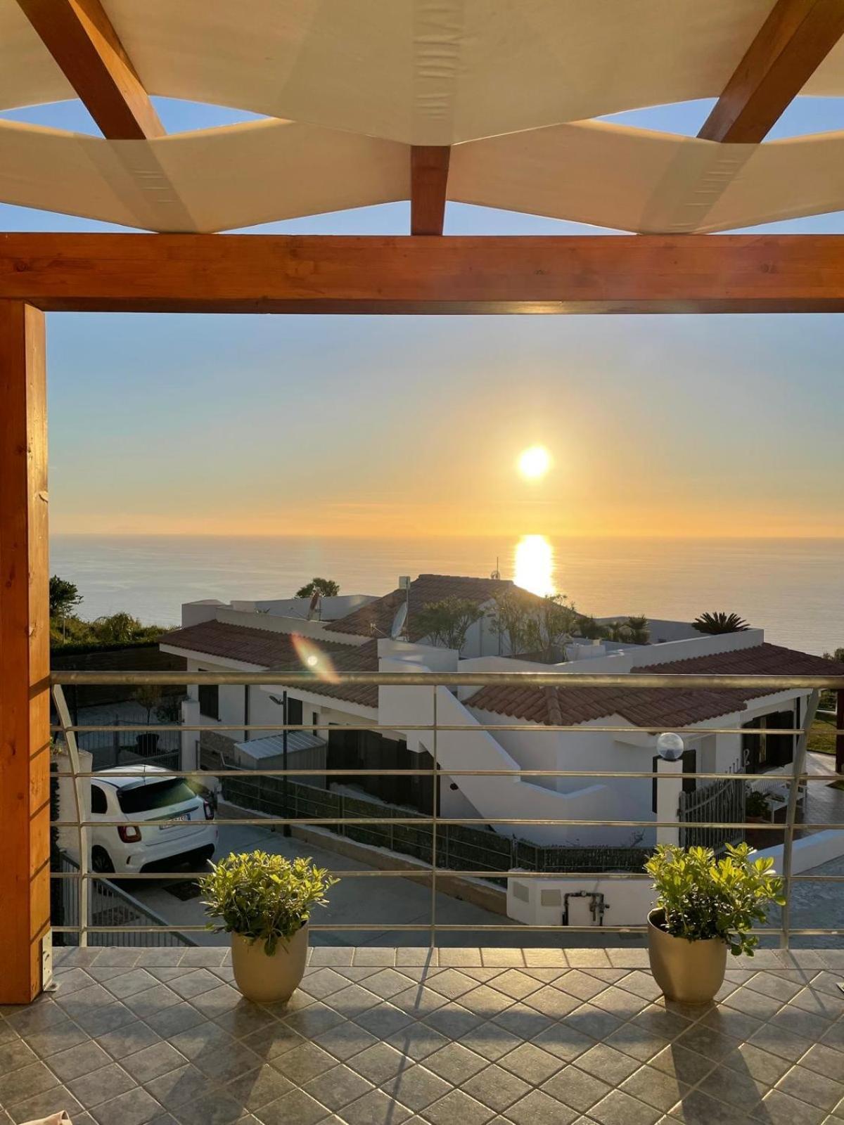 Villa Dei Fiori Zambrone Eksteriør bilde